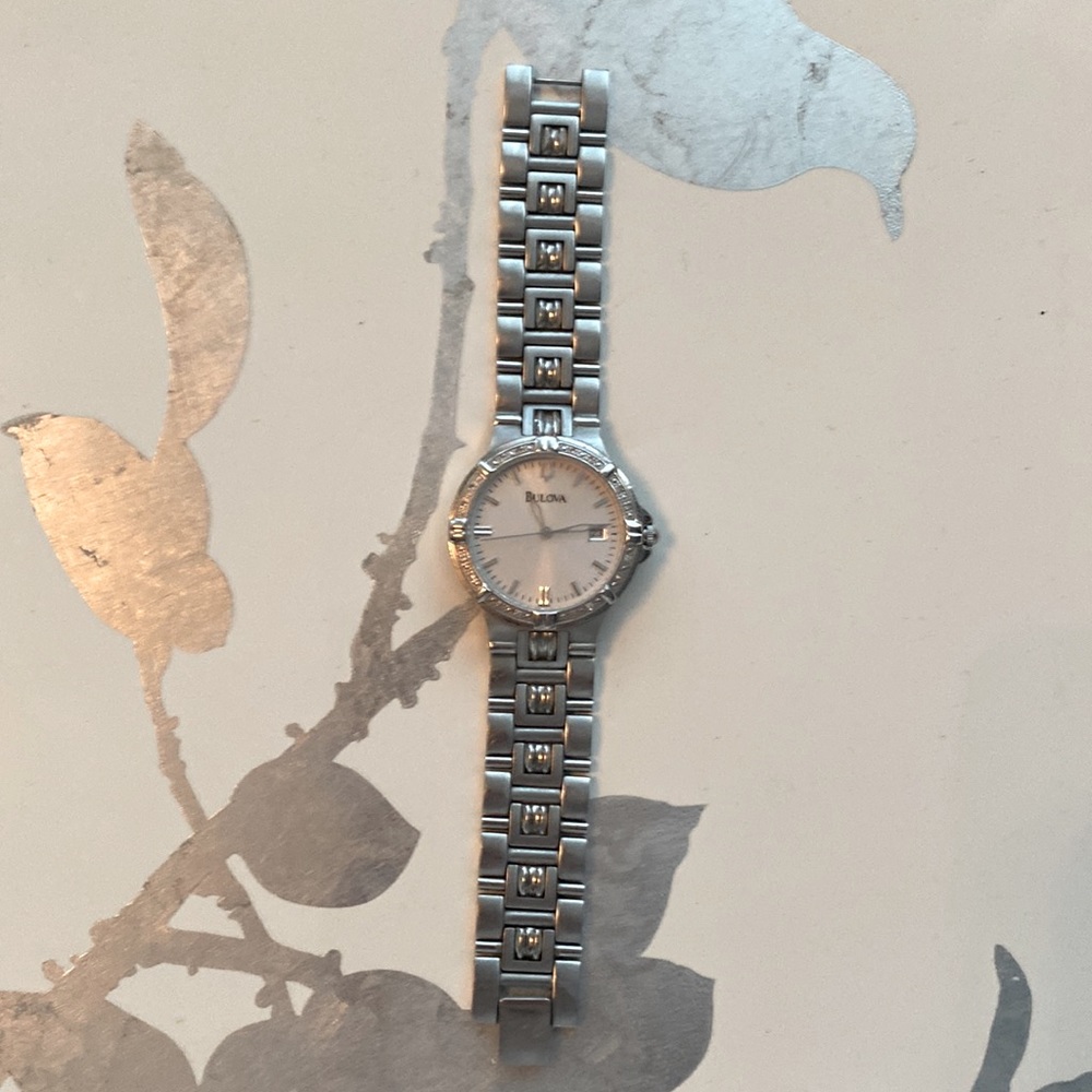 Silver Bulova Watch - Picture 4 of 5